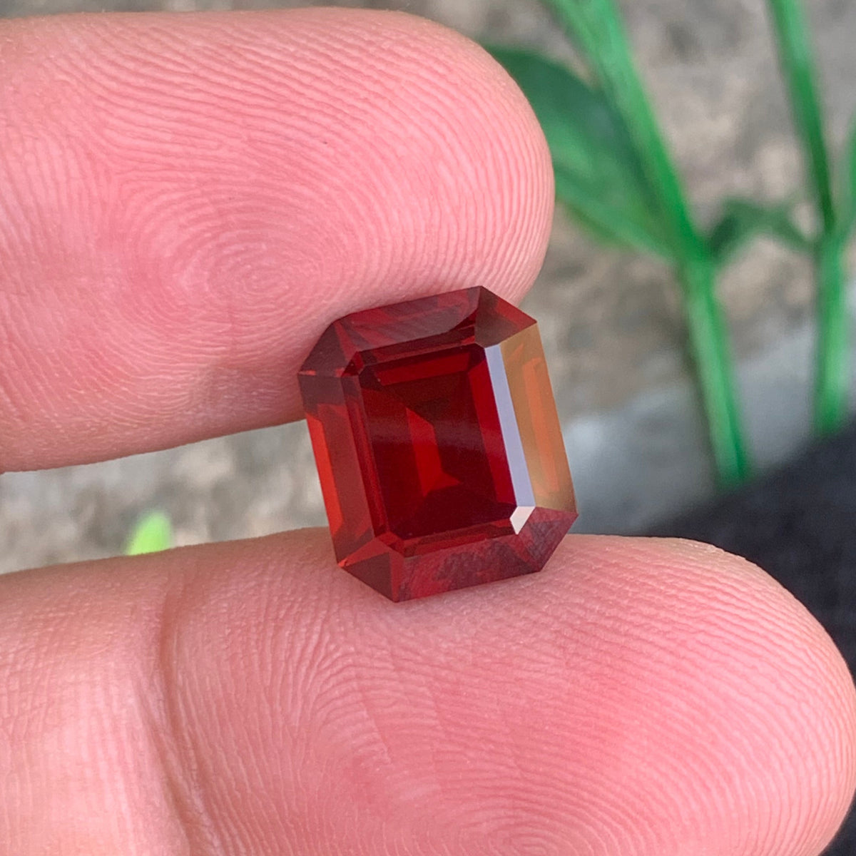 Rhodolite Garnet ring
Rhodolite Garnet pendant