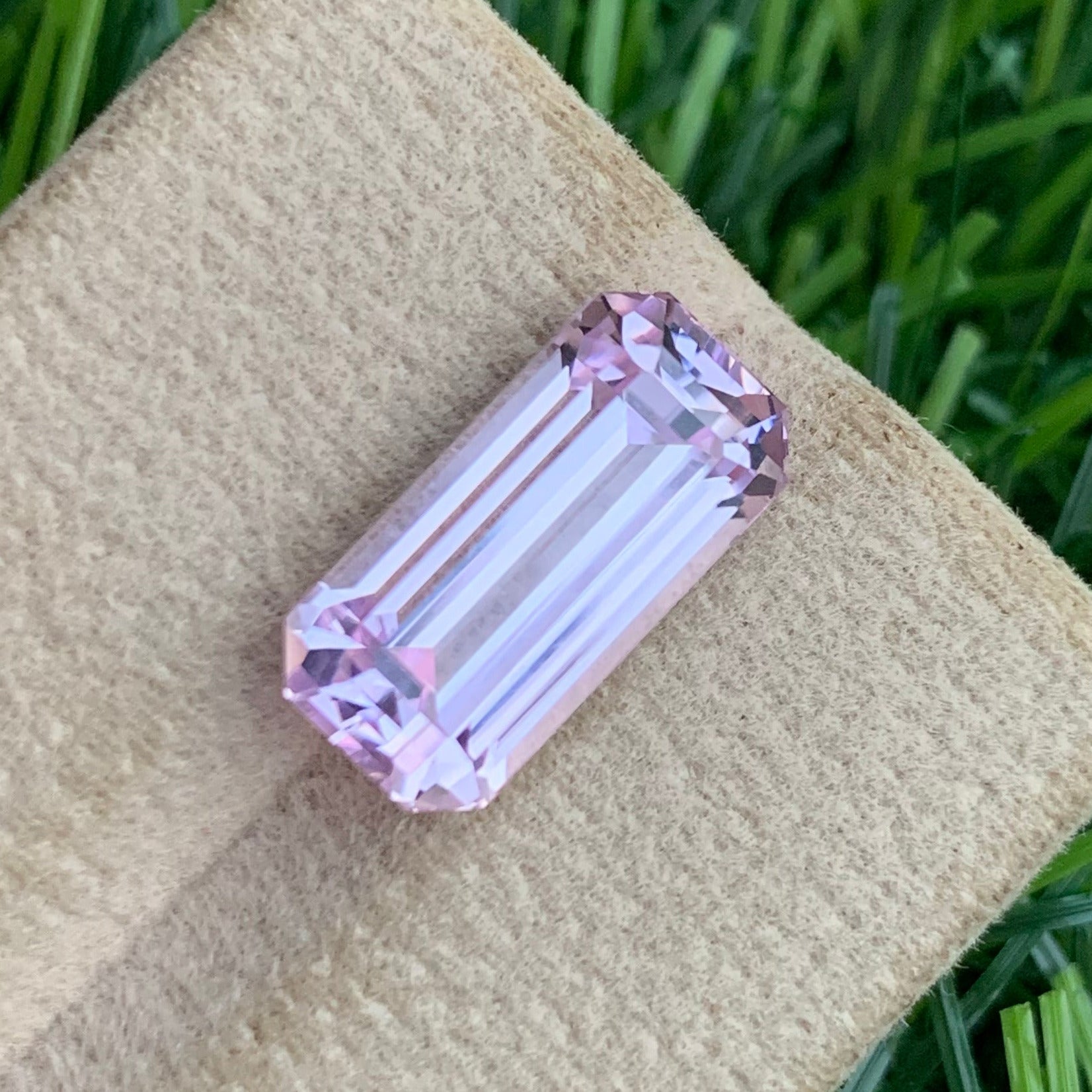 Pink Kunzite ring
Pink Kunzite pendant