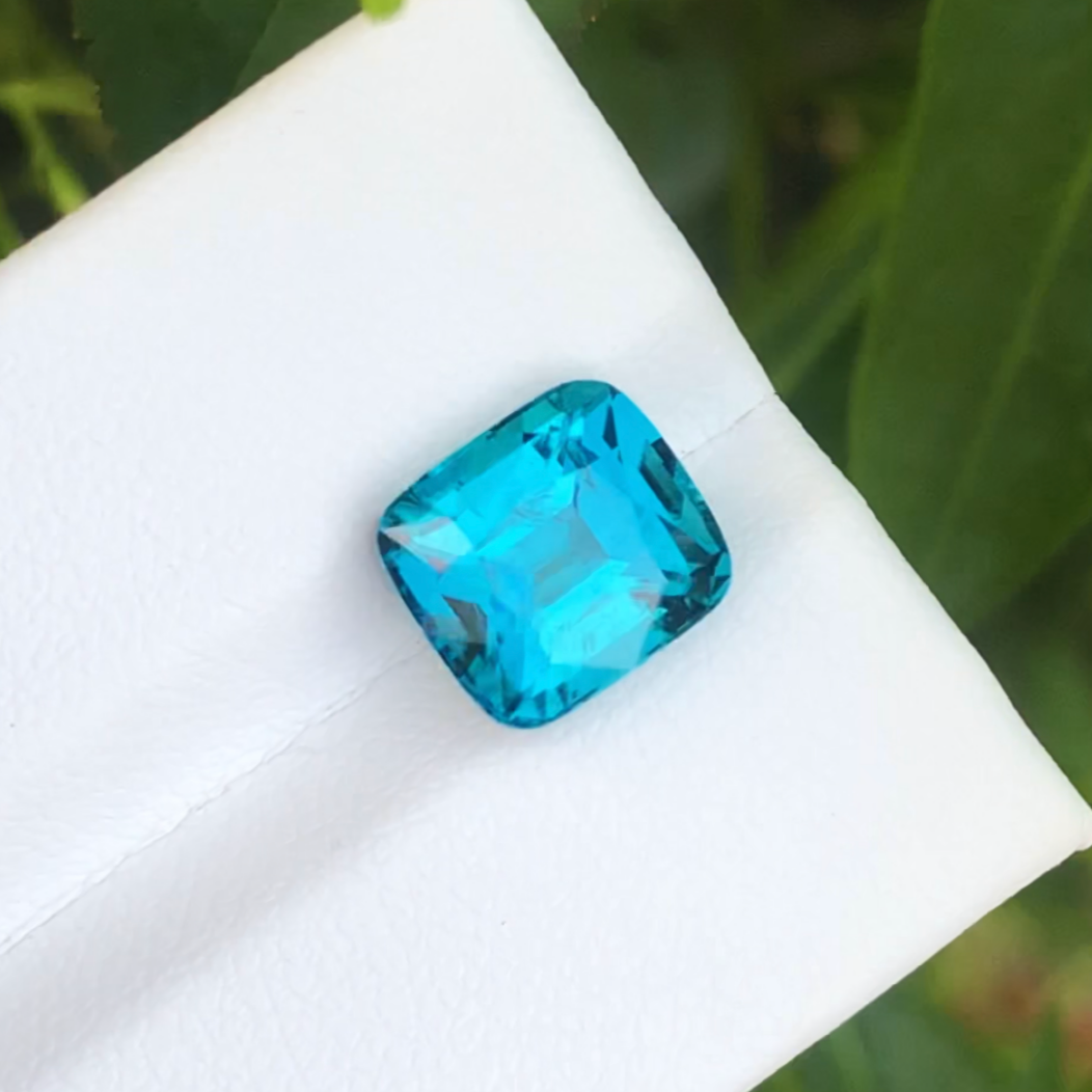Neon Blue Tourmaline ring
Neon Blue Tourmaline pendant