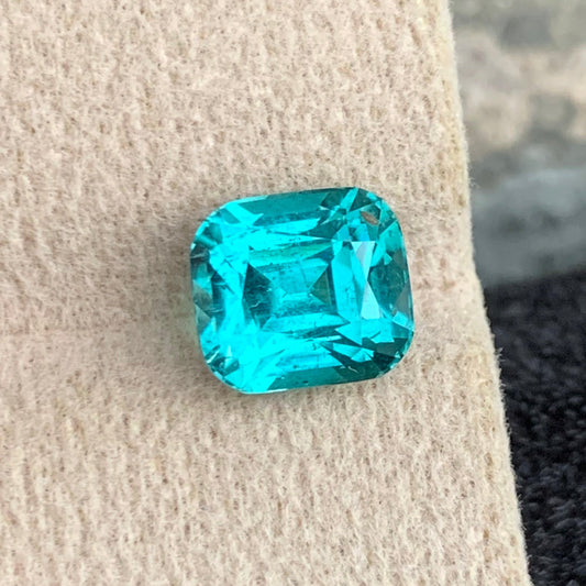 Lagoon Tourmaline ring
Lagoon Tourmaline pendant