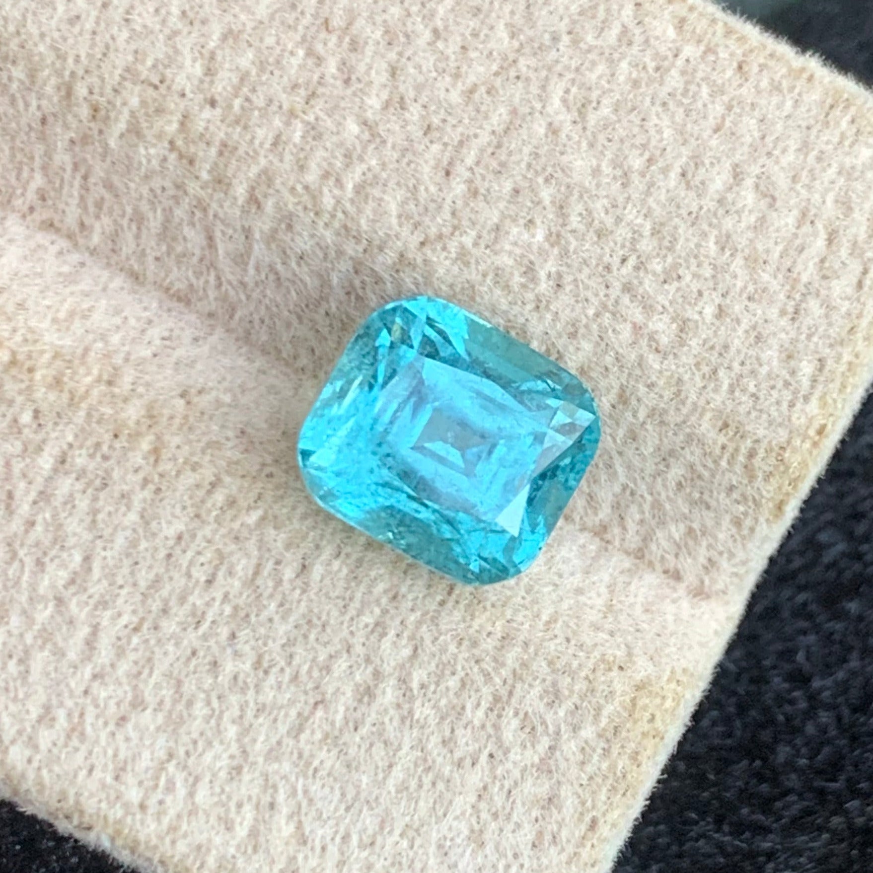 Neon Blue Tourmaline gemstone
Neon Blue Tourmaline ring
Neon Blue Tourmaline jewelry