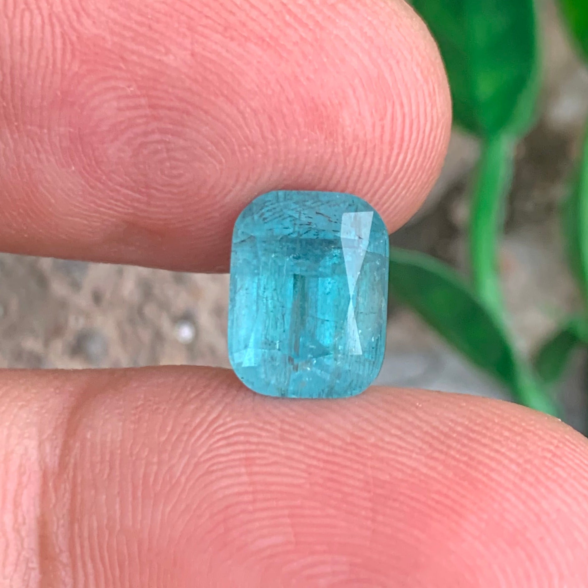 Neon Blue Tourmaline gemstone
Neon Blue Tourmaline jewelry