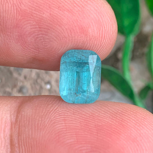 Neon Blue Tourmaline gemstone
Neon Blue Tourmaline jewelry