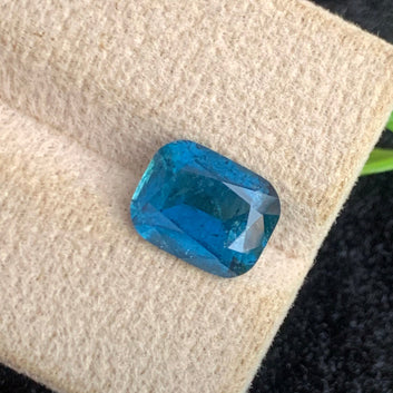Ink Blue Tourmaline ring
Ink Blue Tourmaline pendant