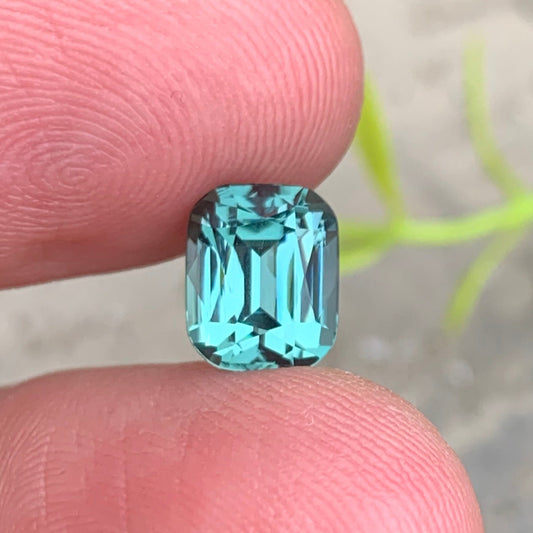 Lagoon Tourmaline ring
Lagoon Tourmaline pendant