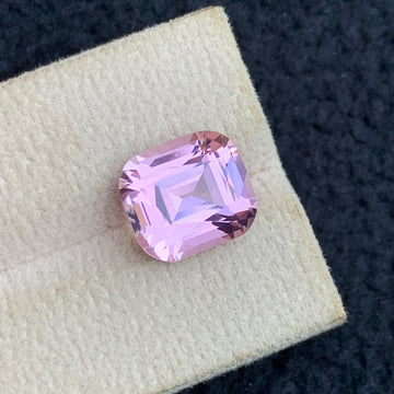 Natural Pink Tourmaline
Natural Pink Tourmaline jewelry
