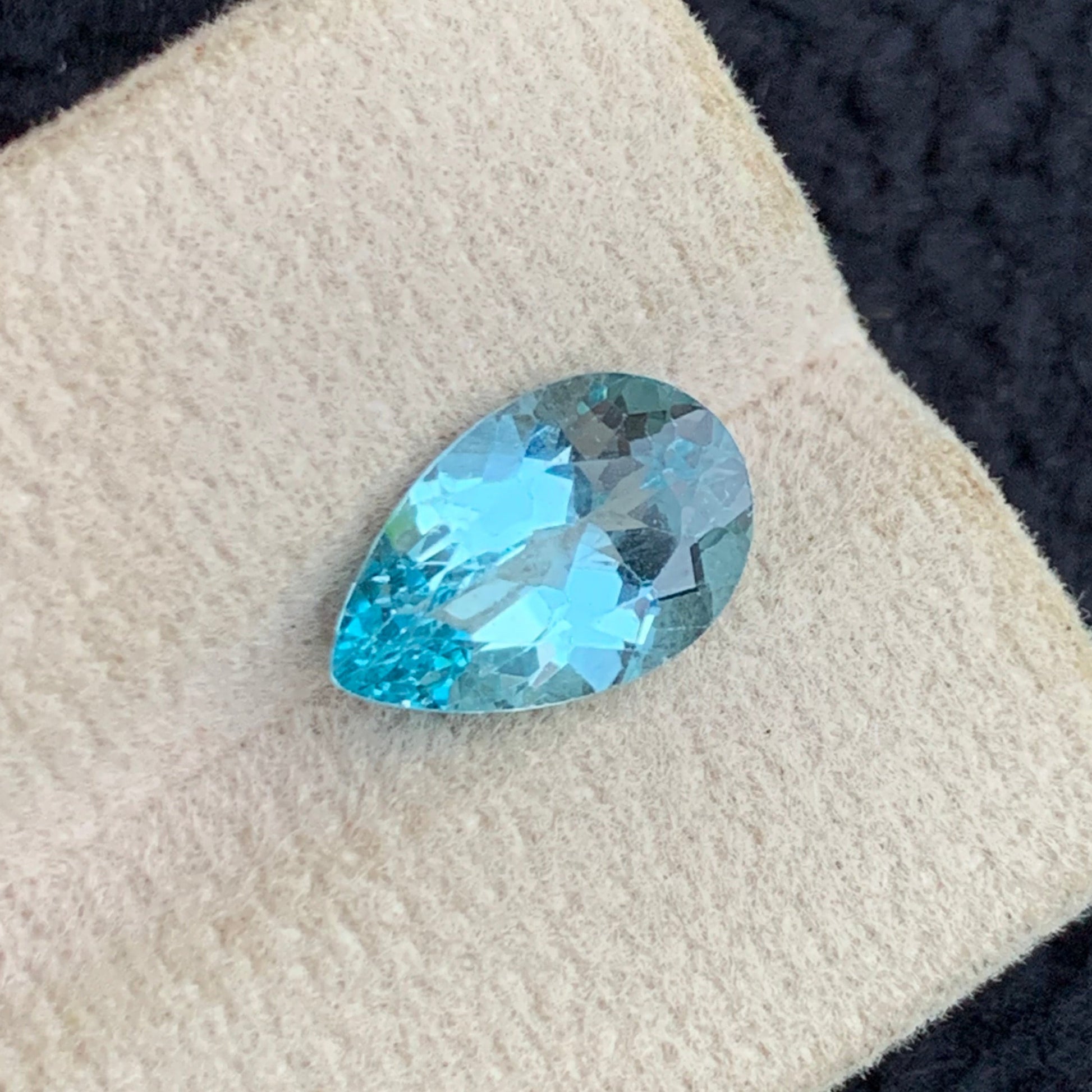 Seafoam Appatite ring
Seafoam Appatite pendant