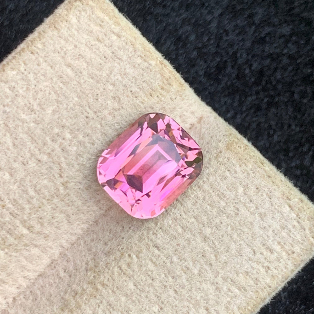 Hot Pink Tourmaline ring
Hot Pink Tourmaline pendant
