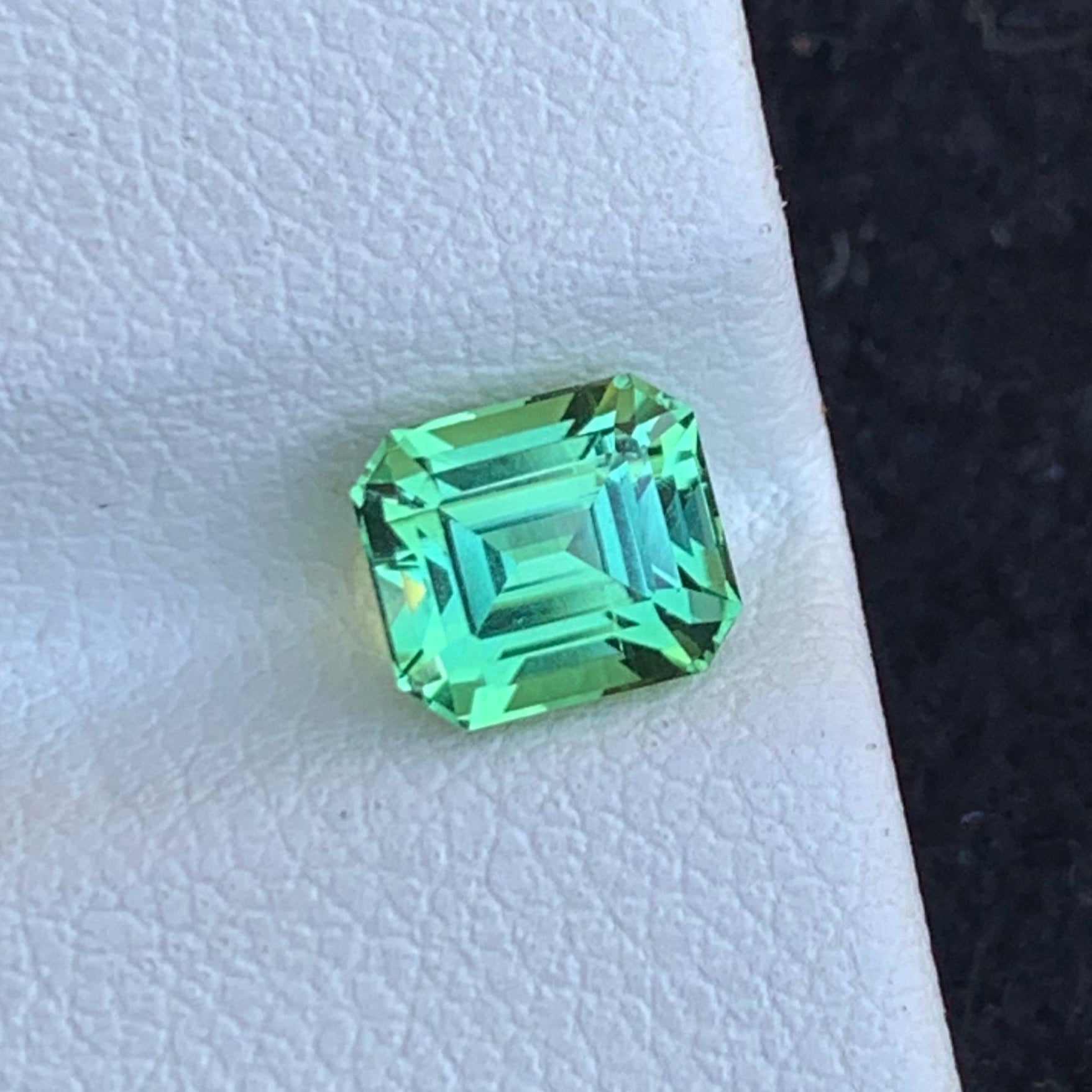 apple green stone