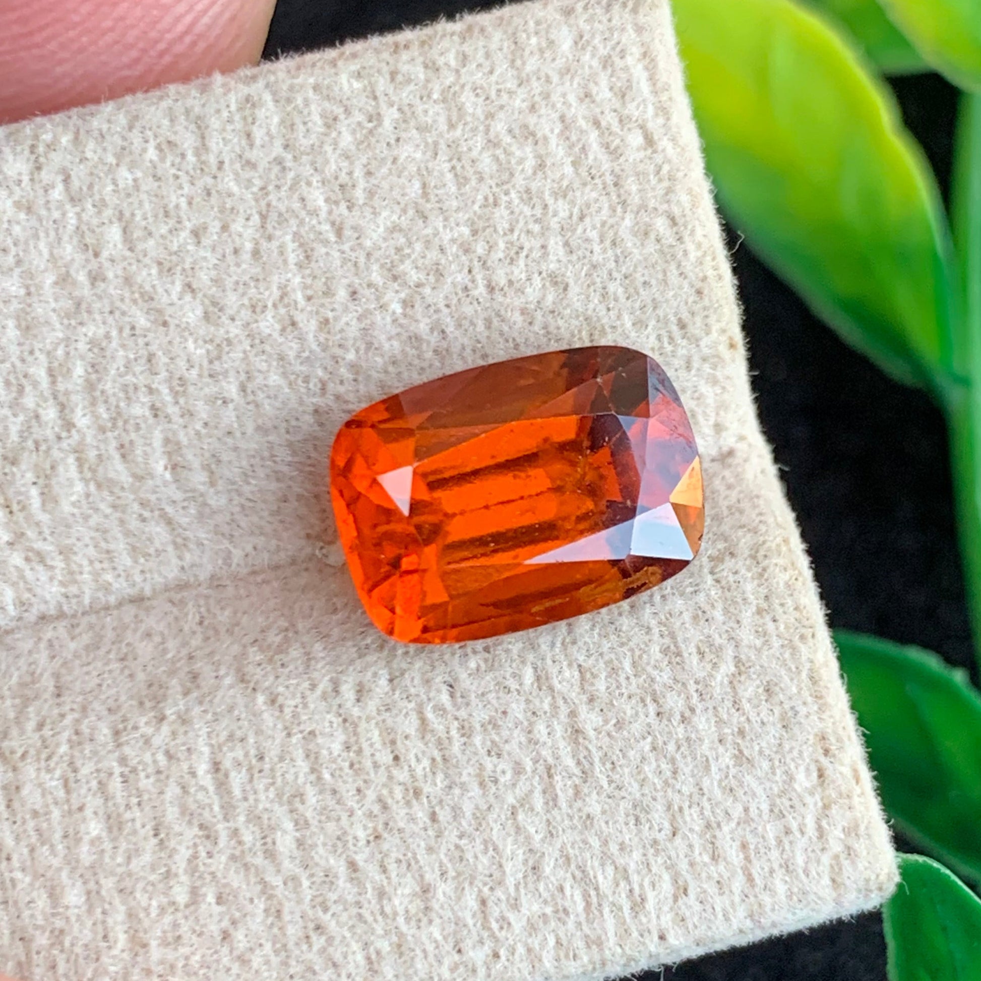 RARE !! HESSONITE ORANGE DE NAMIBIE : 7,08 CARATS ★★ p379.129t RARE !! HESSONITE ORANGE DE NAMIBIE : 7,08 CARATS ★★ p379.129t