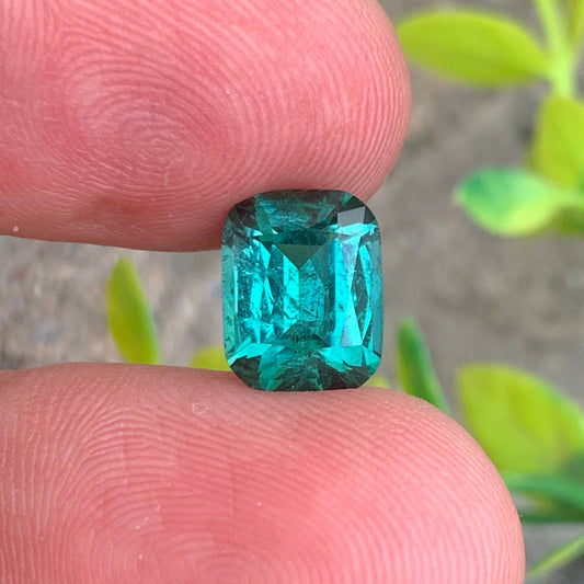 Bluish Green Tourmaline gemstone
Bluish Green Tourmaline jewelry
