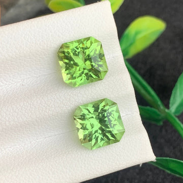 Green Peridot gemstone
Green Peridot jewelry