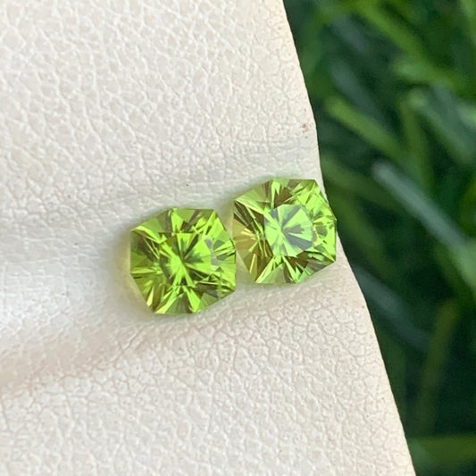 1.15 Carats Yellow Green Peridot Pair for Earrings, Fancy Shape