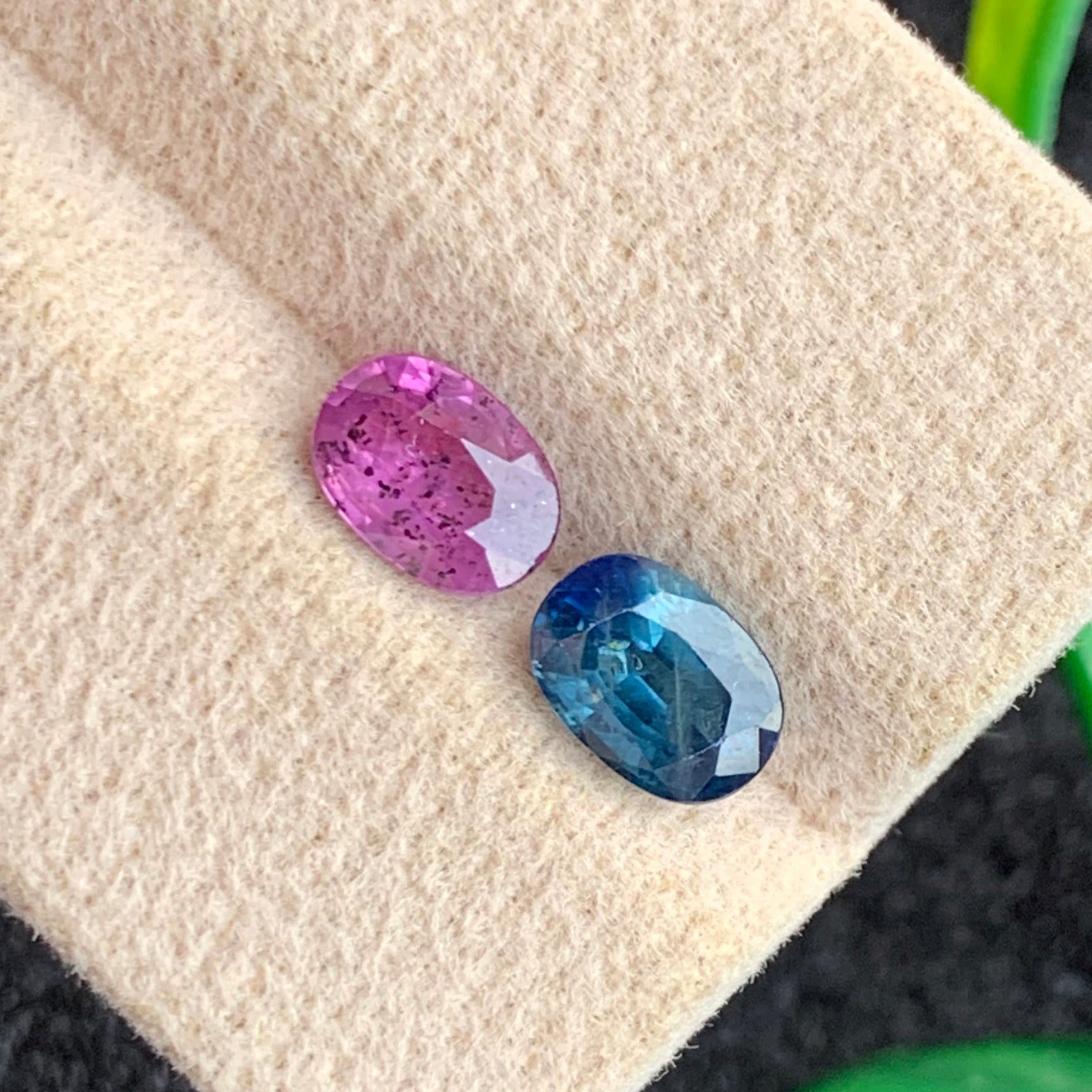 Reverse Sapphire Gemstone
Reverse Sapphire jewelry