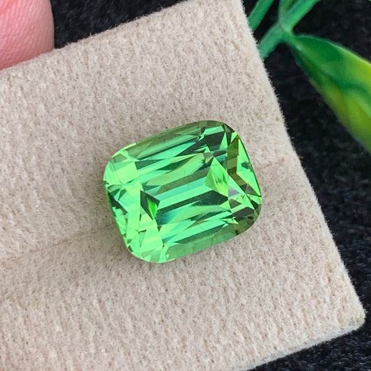 Green Peridot Ring
Green Peridot Pendant