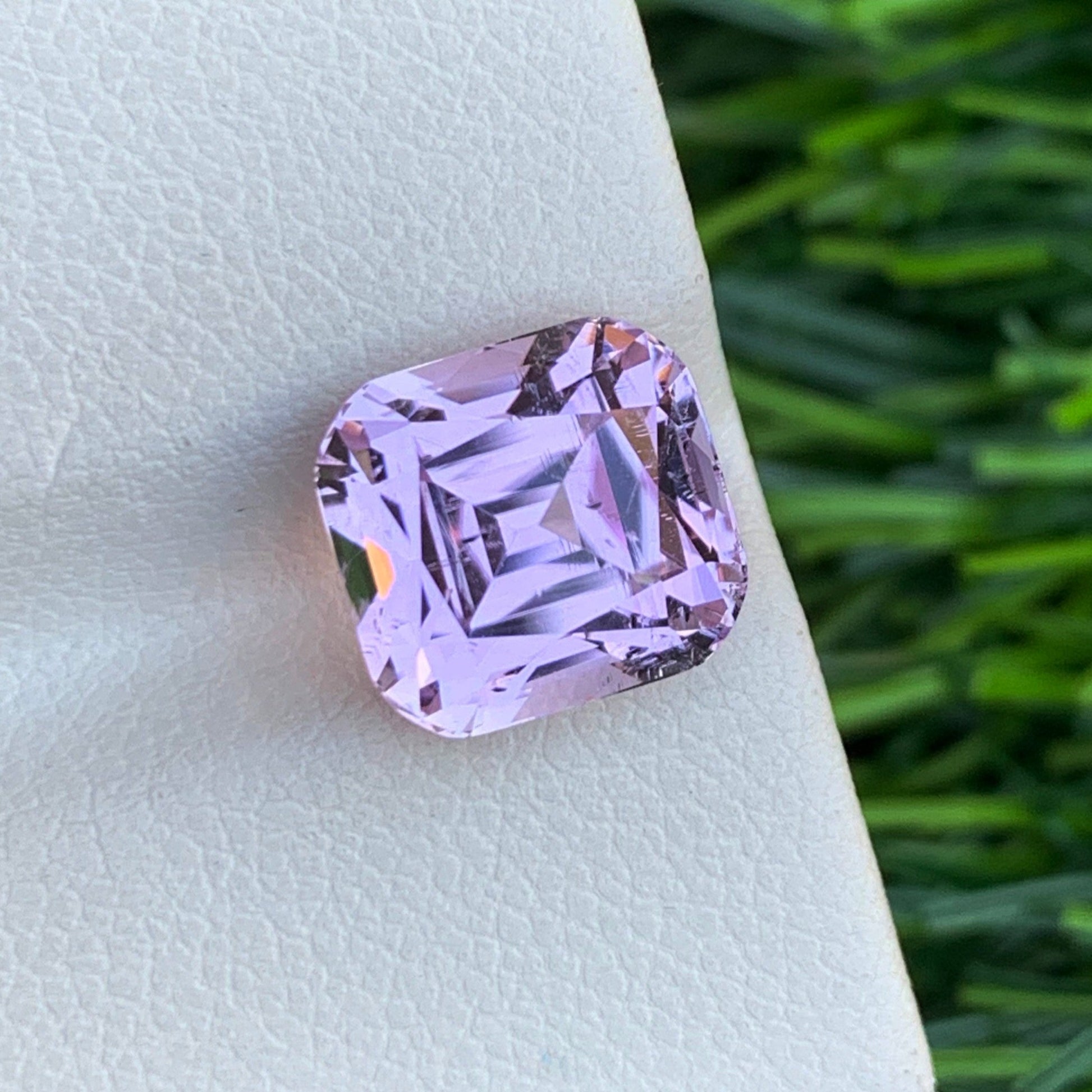 natural Pink kunzite