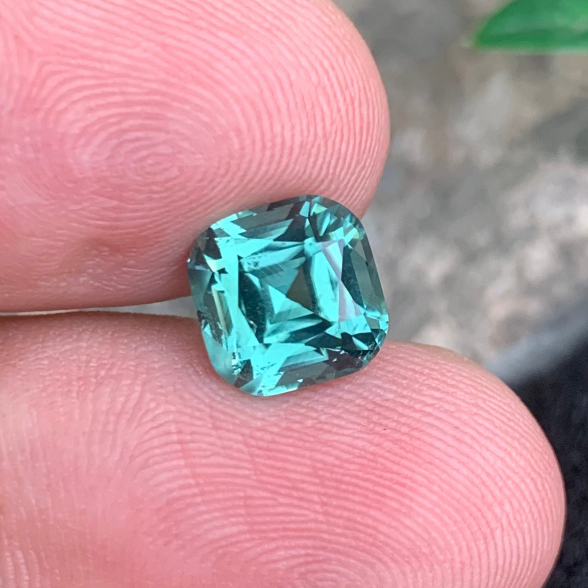 Teal Blue Tourmaline ring
Teal Blue Tourmaline pendant