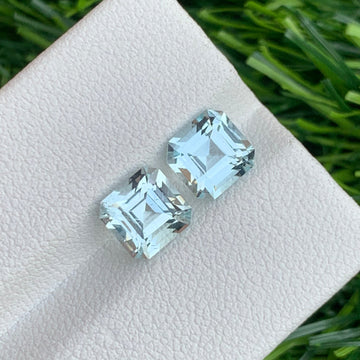 Blue Aquamarine Gemstone
Blue Aquamarine Jewelry