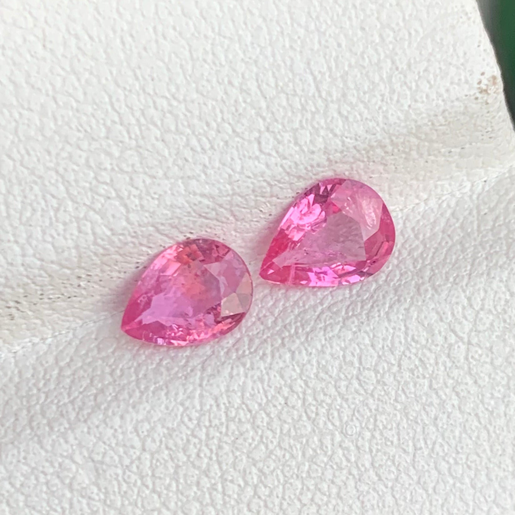 Pink Sapphire jewelry
Pink Sapphire pear shape