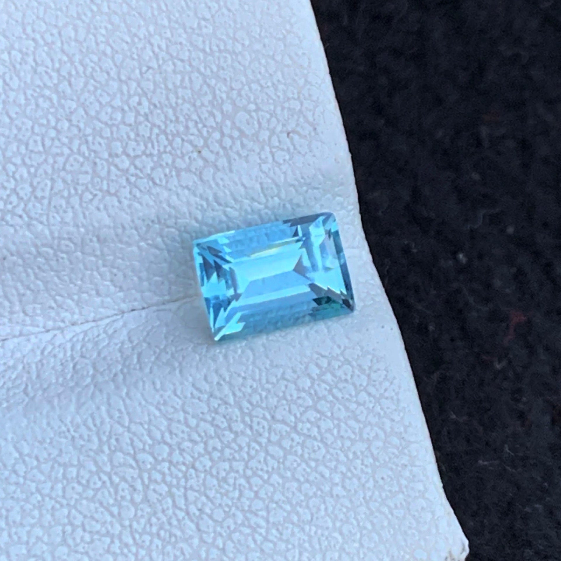 Loose blue aquamarine