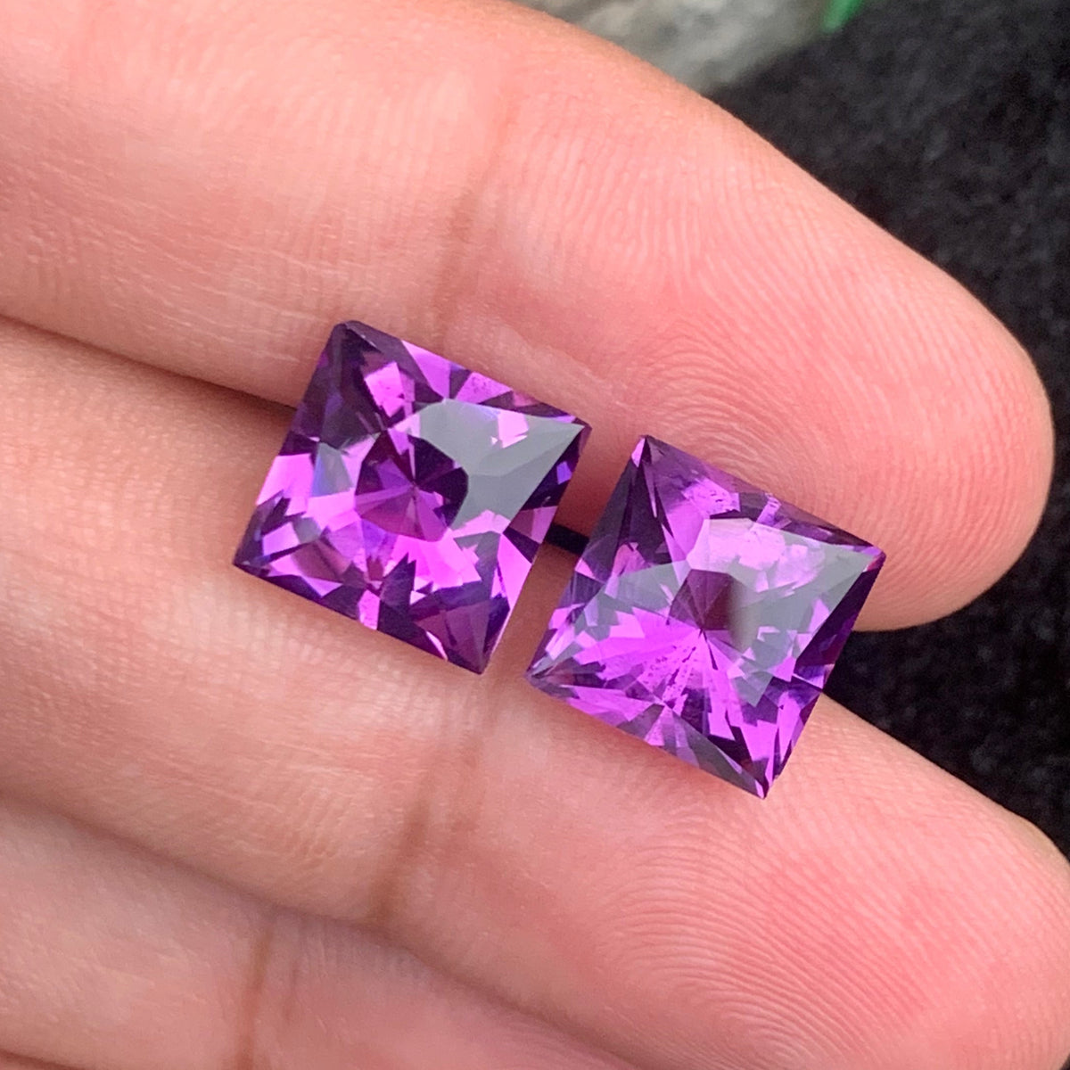 Pink Purple Amethyst earrings
Pink Purple Amethyst air
Pink Purple Amethyst earrings