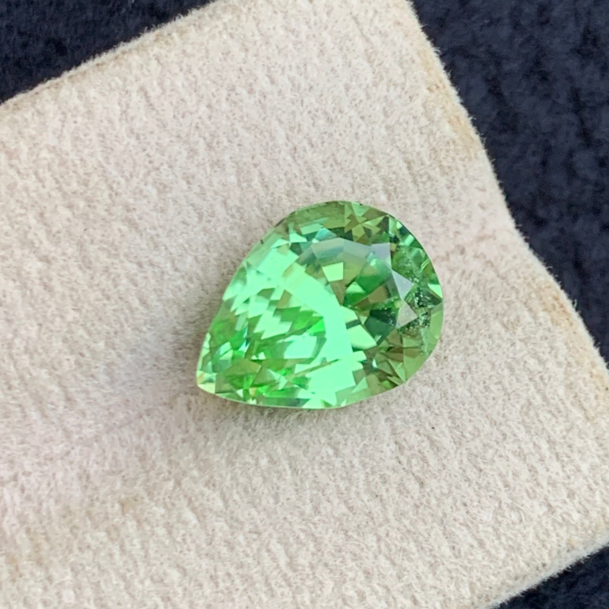 Apple Green Peridot gemstone
Apple Green Peridot jewelry