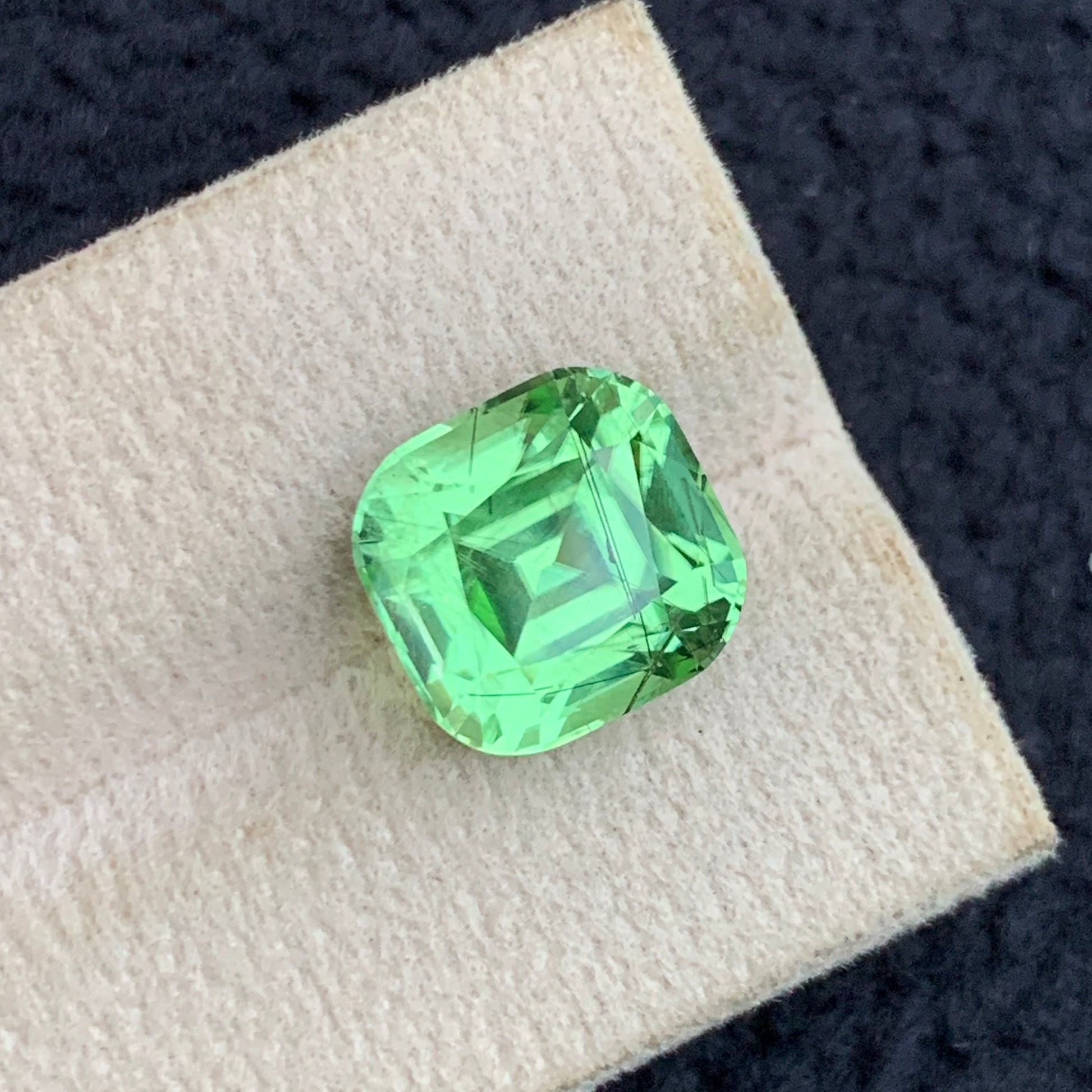 Green Rutile Peridot
Green Rutile Peridot jewelry