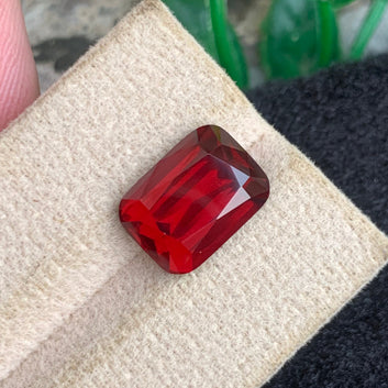  Rhodolite Garnet ring
 Rhodolite Garnet pendant