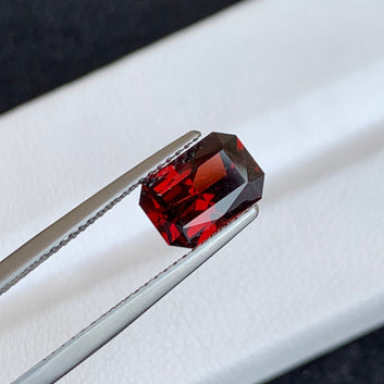 Natural Rhodolite Garnet, Fruity Candy Cut 2.20 Cts