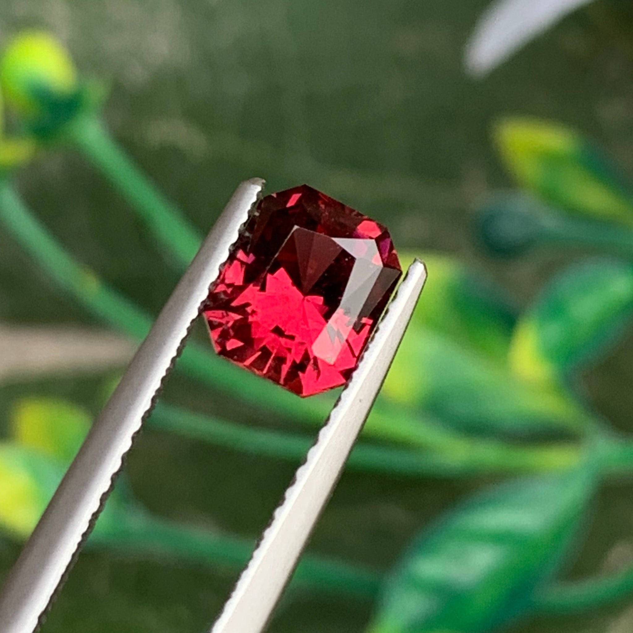 Natural pink red garnet