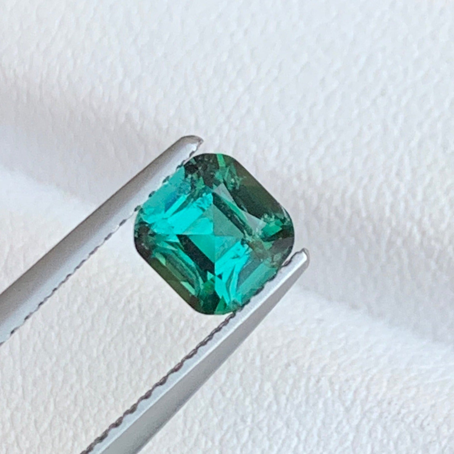 Bluish green tourmaline