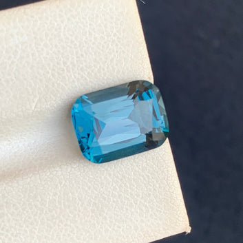 6.45 Carats London Blue Topaz, Blue Gemstone Cushion Cut