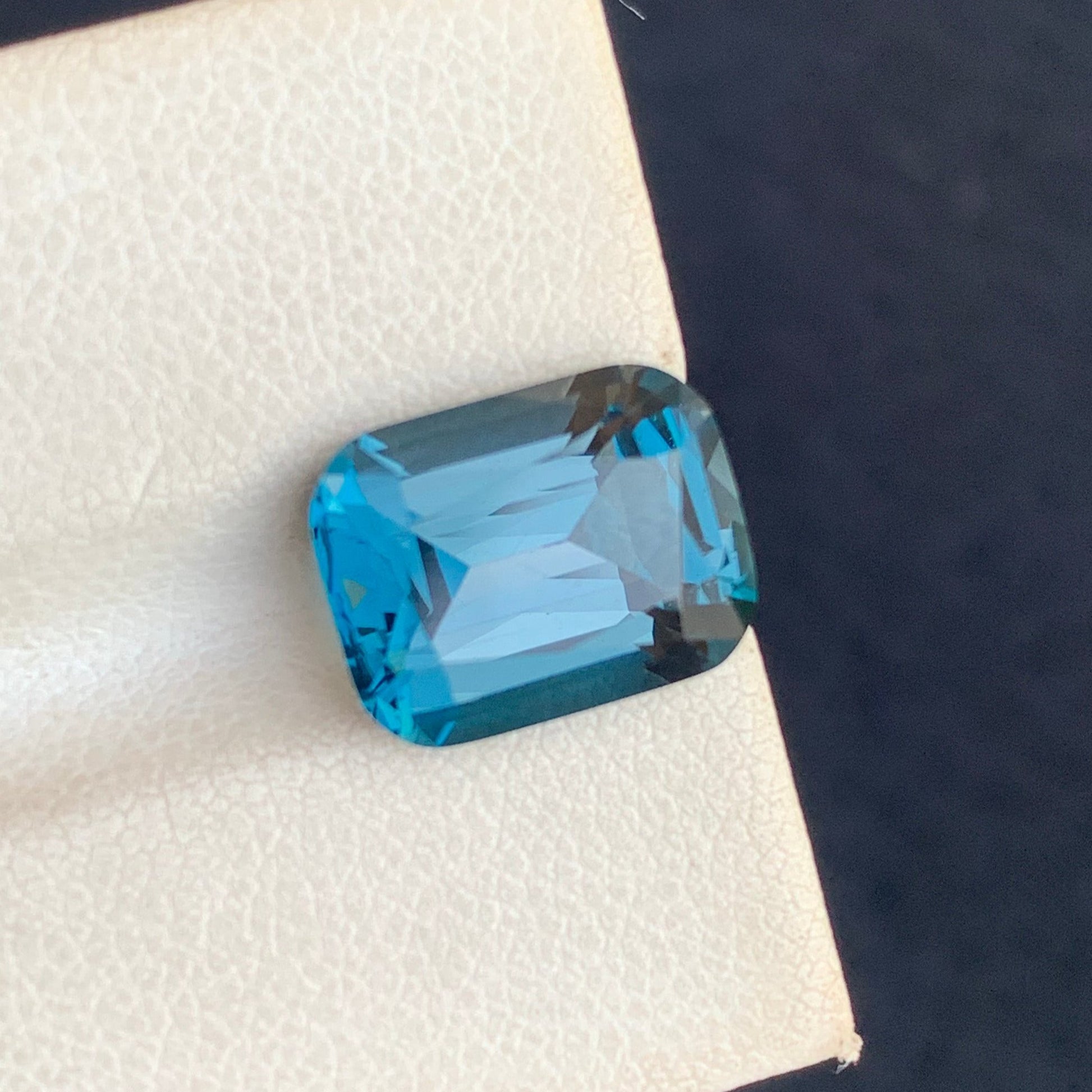 Loose blue topaz