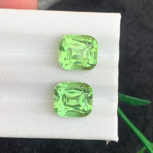  Green Peridot Gemstone
 Green Peridot jewelry