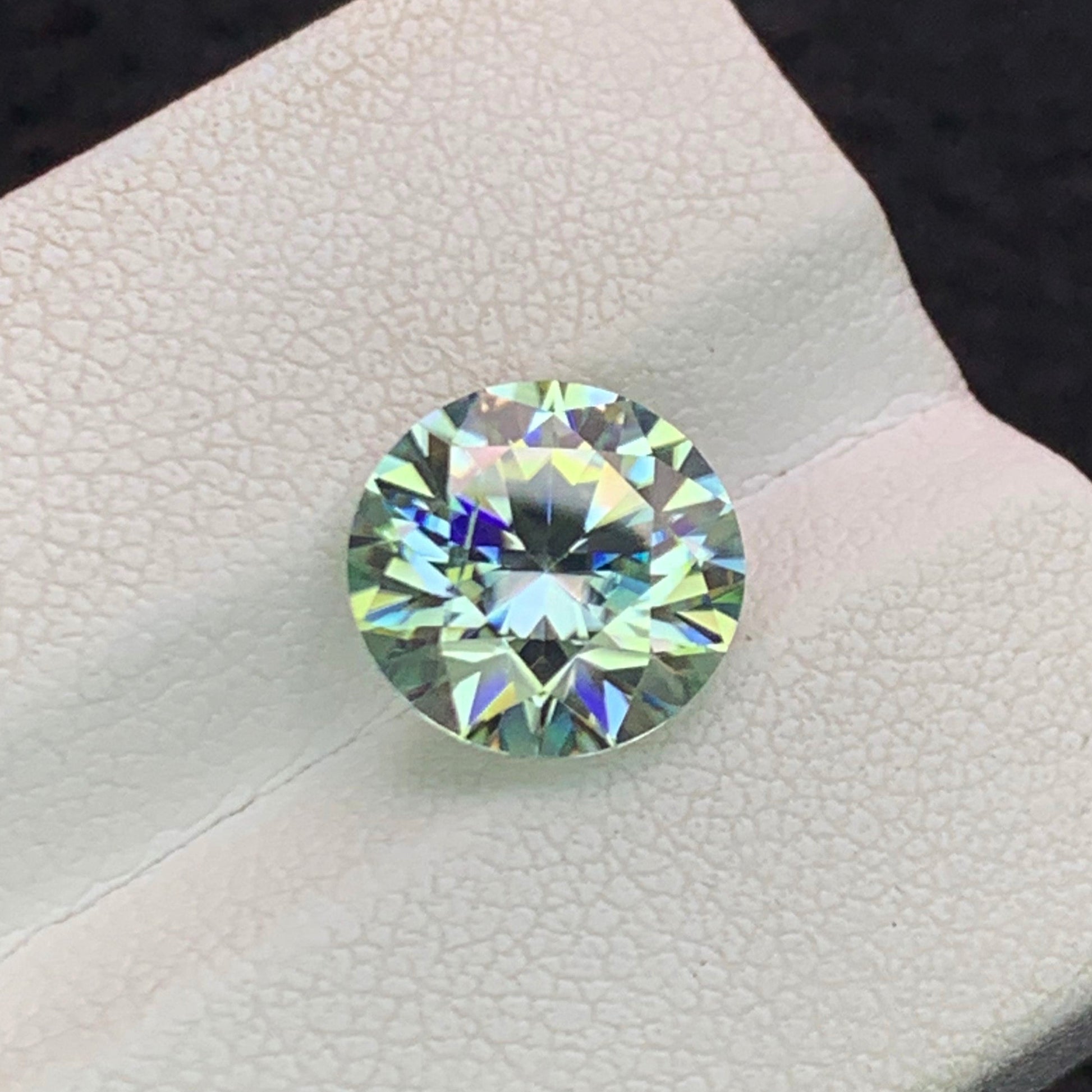 Loose Moissanite