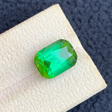 Yellow Mint Green Tourmaline
Mint Green Tourmaline jewelry