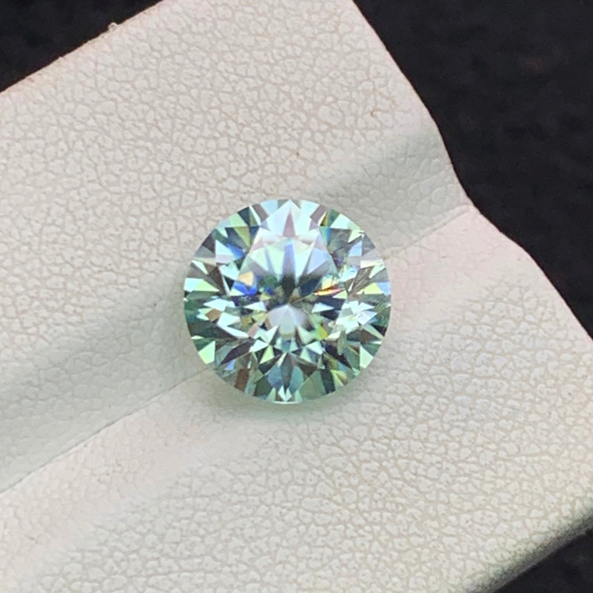 Loose Moissanite