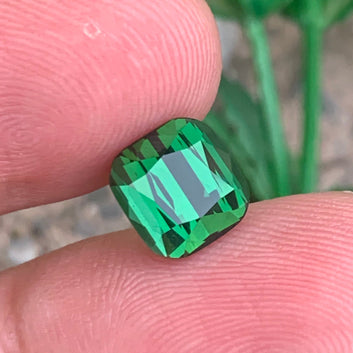 Green Tourmaline ring
Green Tourmaline pendant