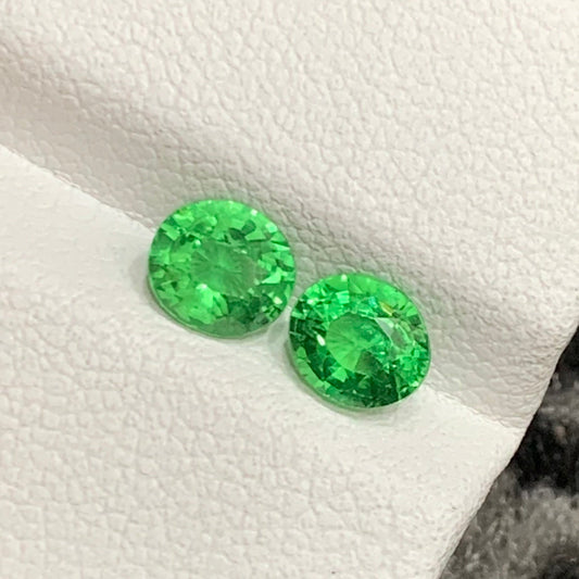 Tsavorite Garnet Gemstone
Tsavorite Garnet Jewelry