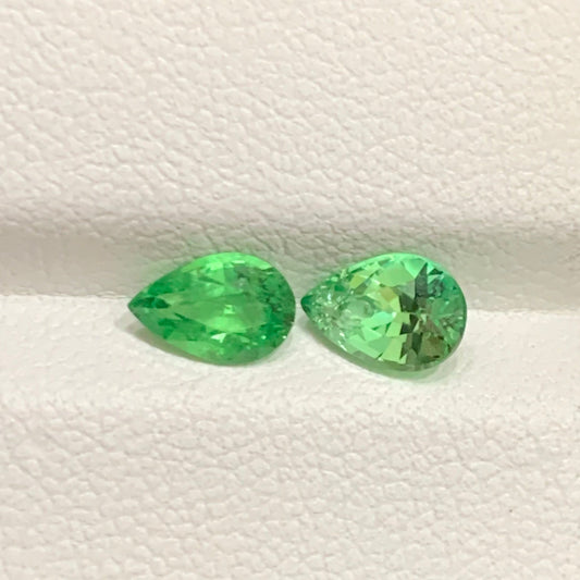 Tsavorite Garnet gemstone
Tsavorite Garnet jewelry