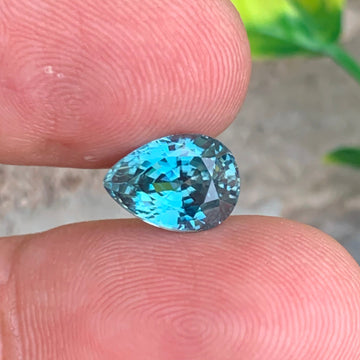Zircon gemstone
Zircon  jewelry
Zircon  gift