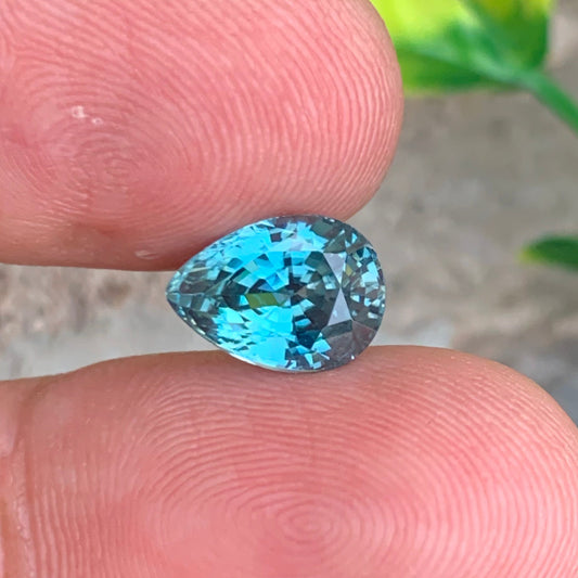 Zircon gemstone
Zircon  jewelry
Zircon  gift