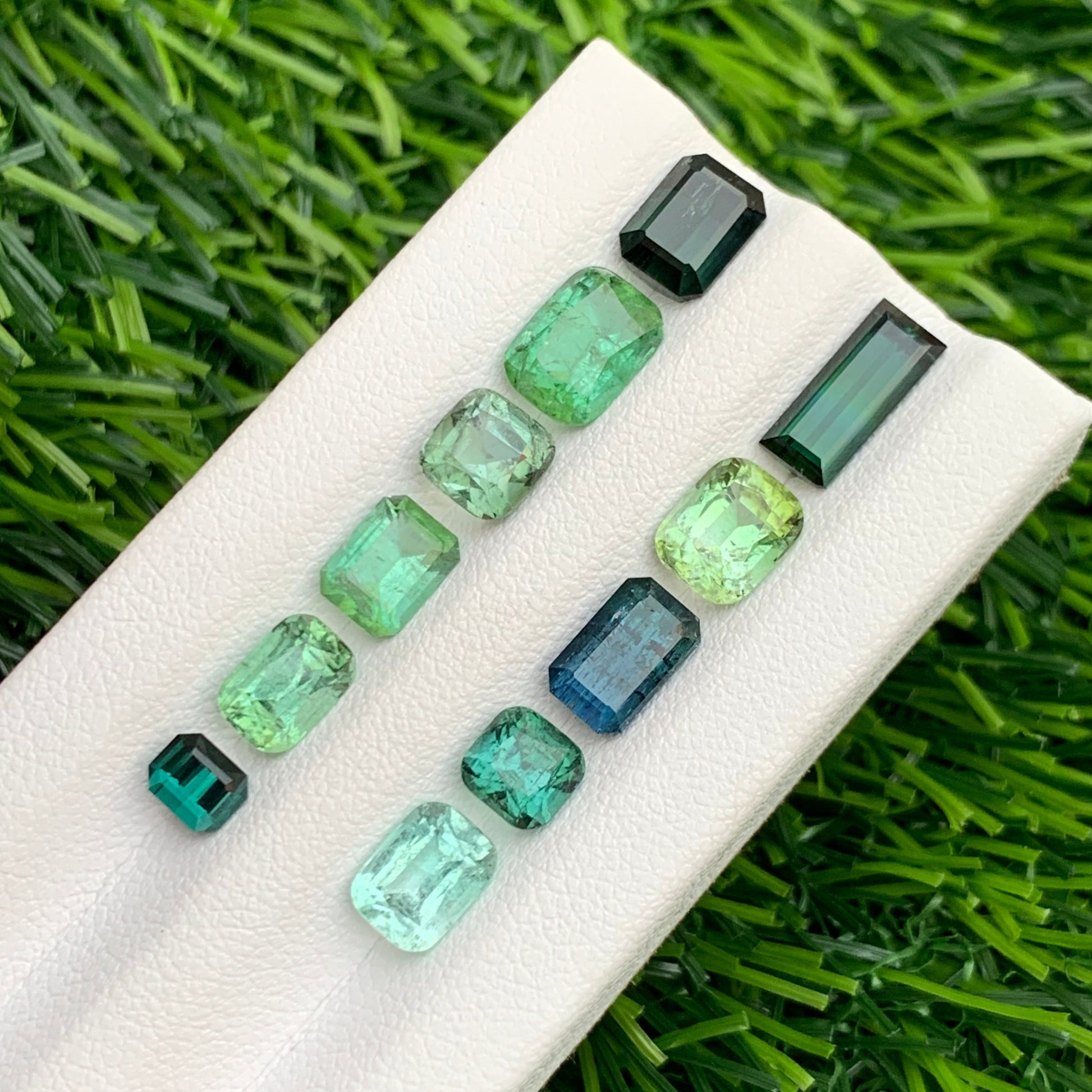 Jewellery size Tourmaline Lot
Jewelry Size Mixed Cut Tourmaline Gemstone Lot