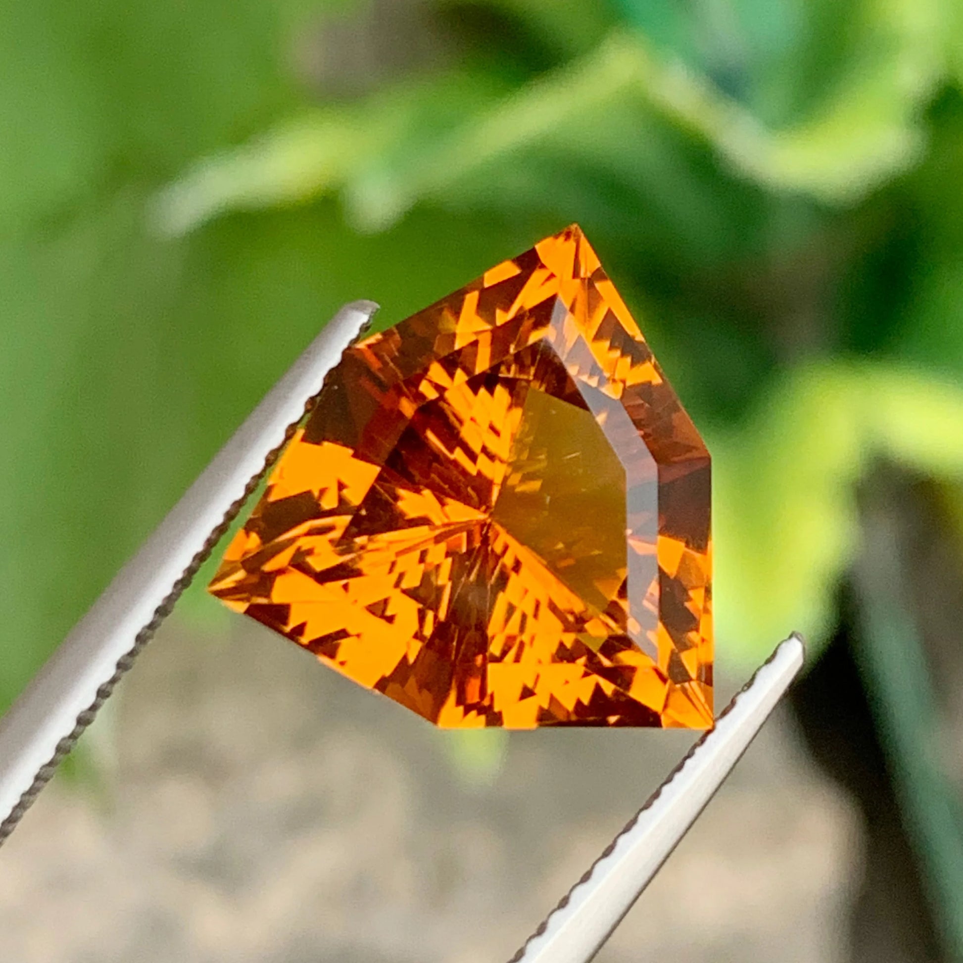 best mandarin citrine from brazil cost
Large Brazilian citrine triangular gemstone
Mandarin Citrine gemstone for pendant design
