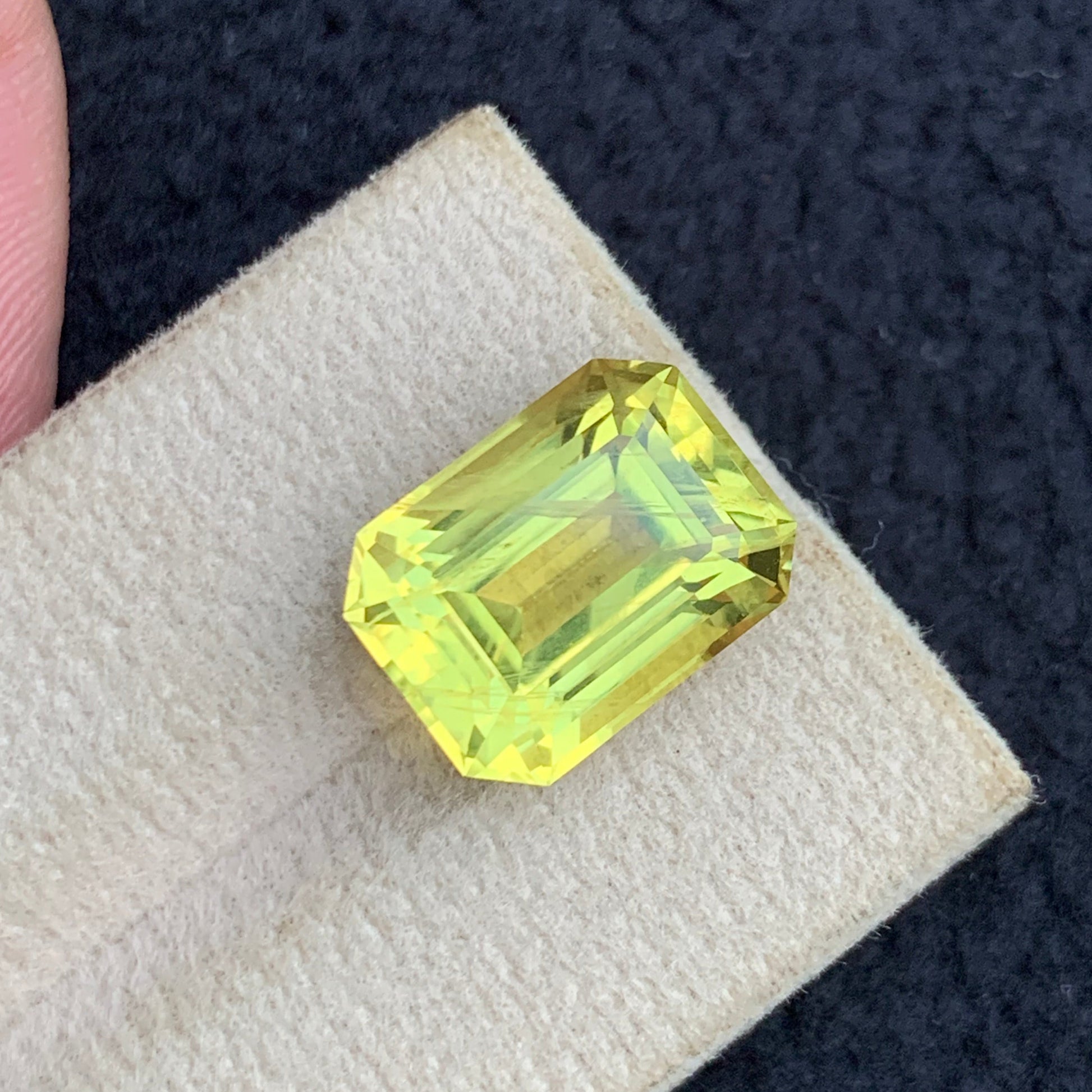Lemon Quartz gemstone
Lemon Quartz jewelry
Lemon Quartz 9.40 carats emerald cut Brazilian gemstone
Natural Brazilian lemon quartz loose gemstone