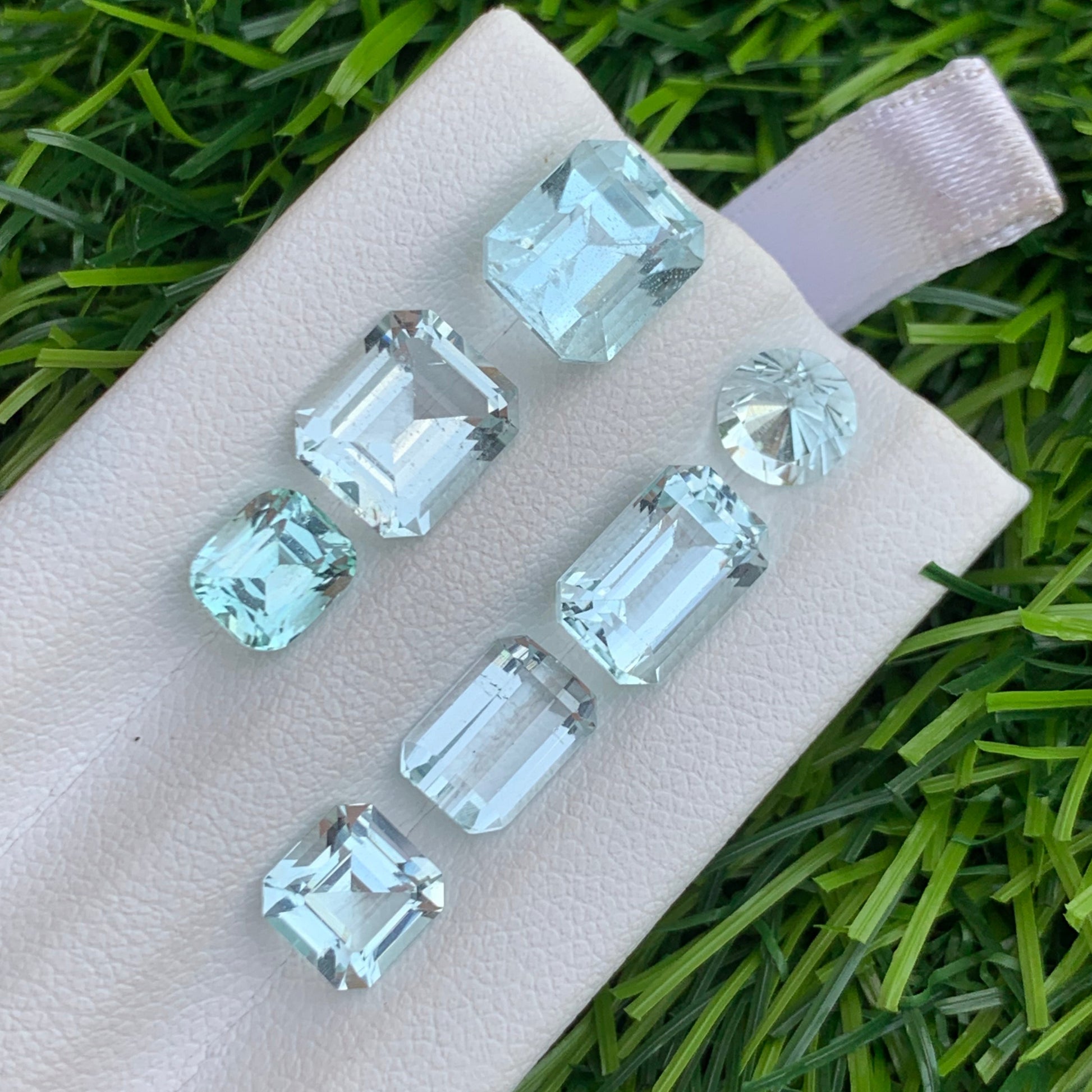 Light Blue Aquamarine Mixed Shape Gemstones