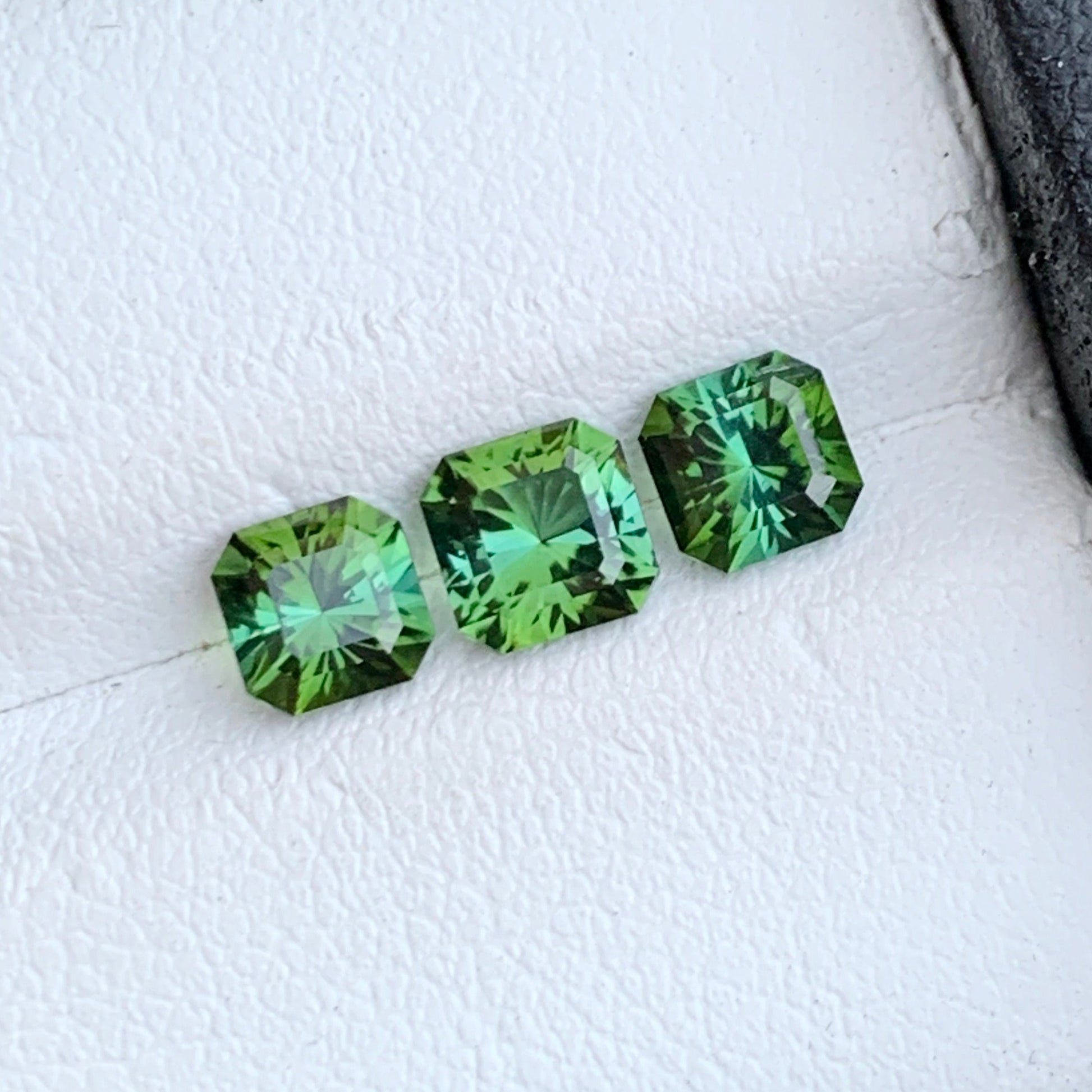 Luxury Gemstone Pair for Custom Jewelry Design

