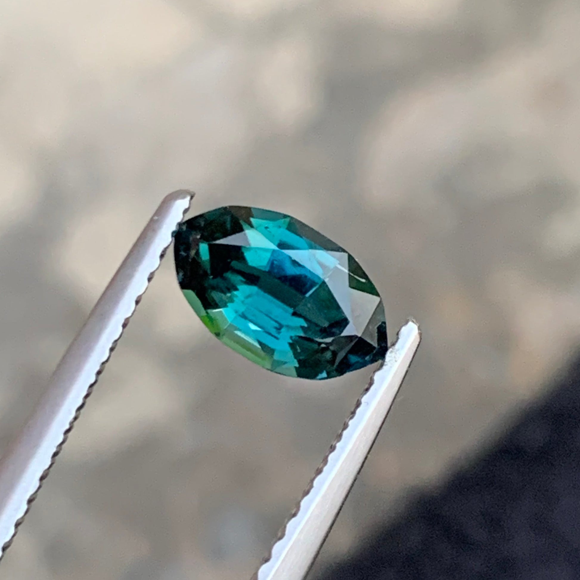 Luxury Teal Blue Tourmaline for Rings and Pendants

VVS Clarity Teal Blue Tourmaline Loose Gemstone