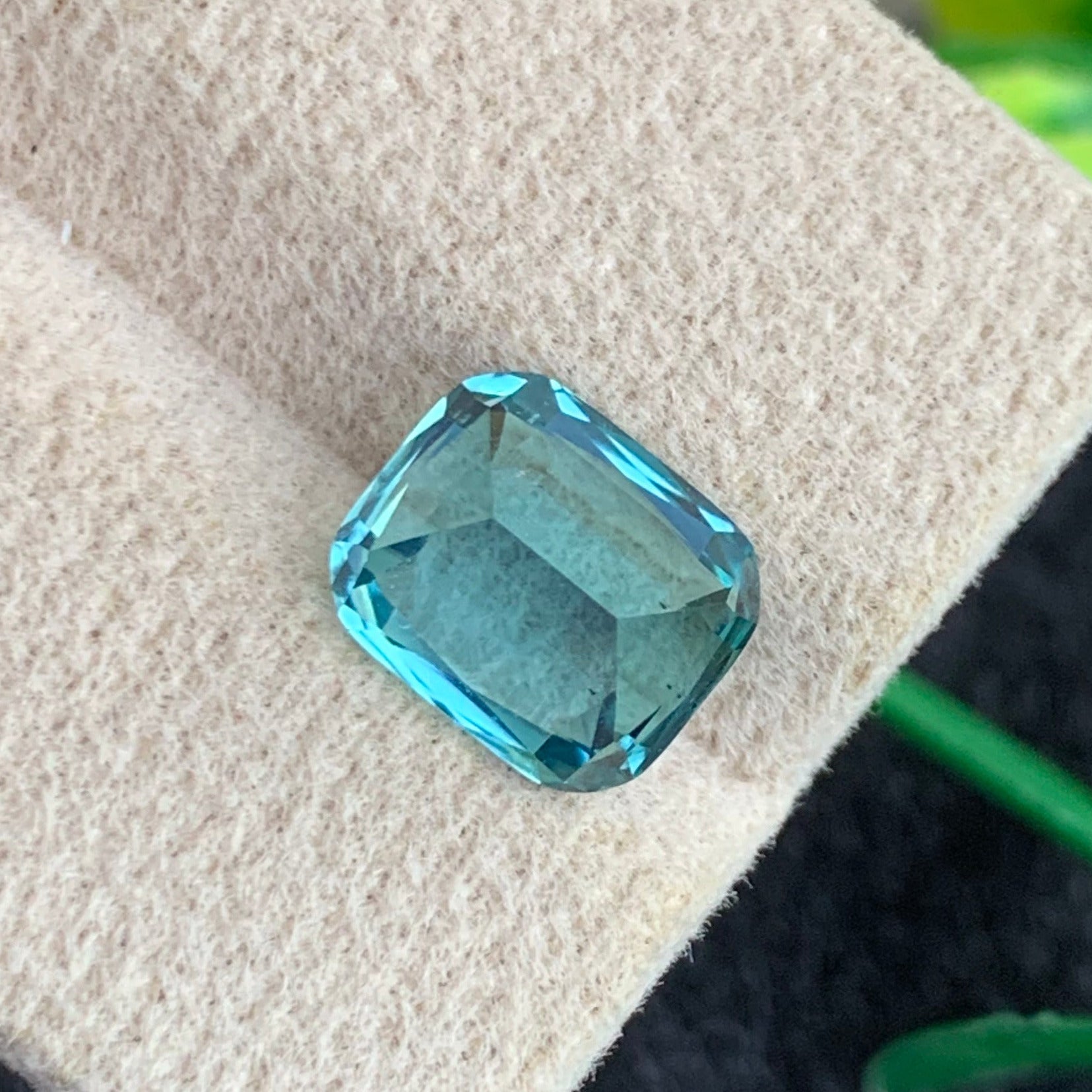 Luxury blue green Tourmaline gemstone from Afghanistan
OneStep Gems natural Lagoon Tourmaline with brilliant cushion cut