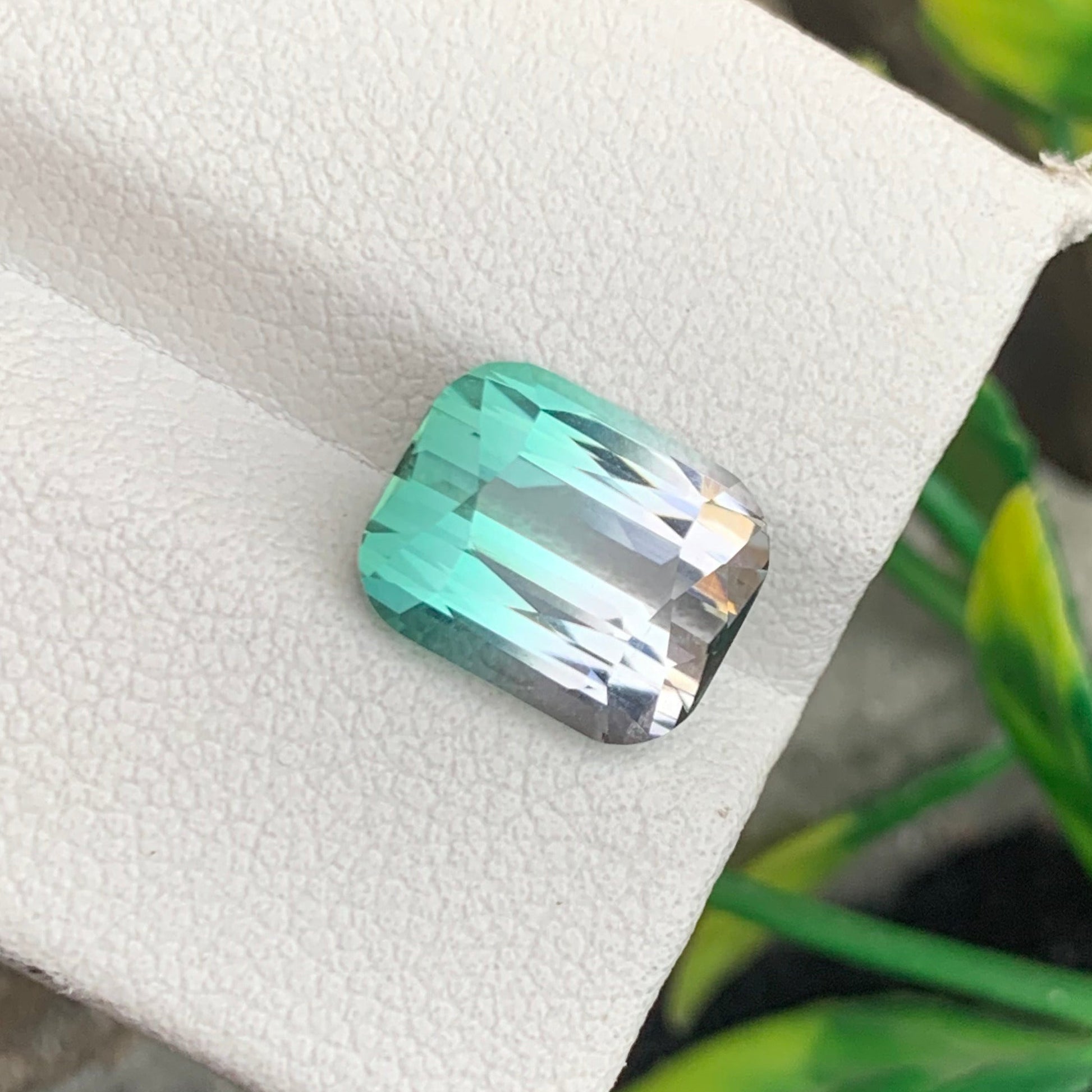 Luxury cushion cut bicolor tourmaline for custom jewelry
Natural untreated 4.60 carat bicolor tourmaline gemstone
